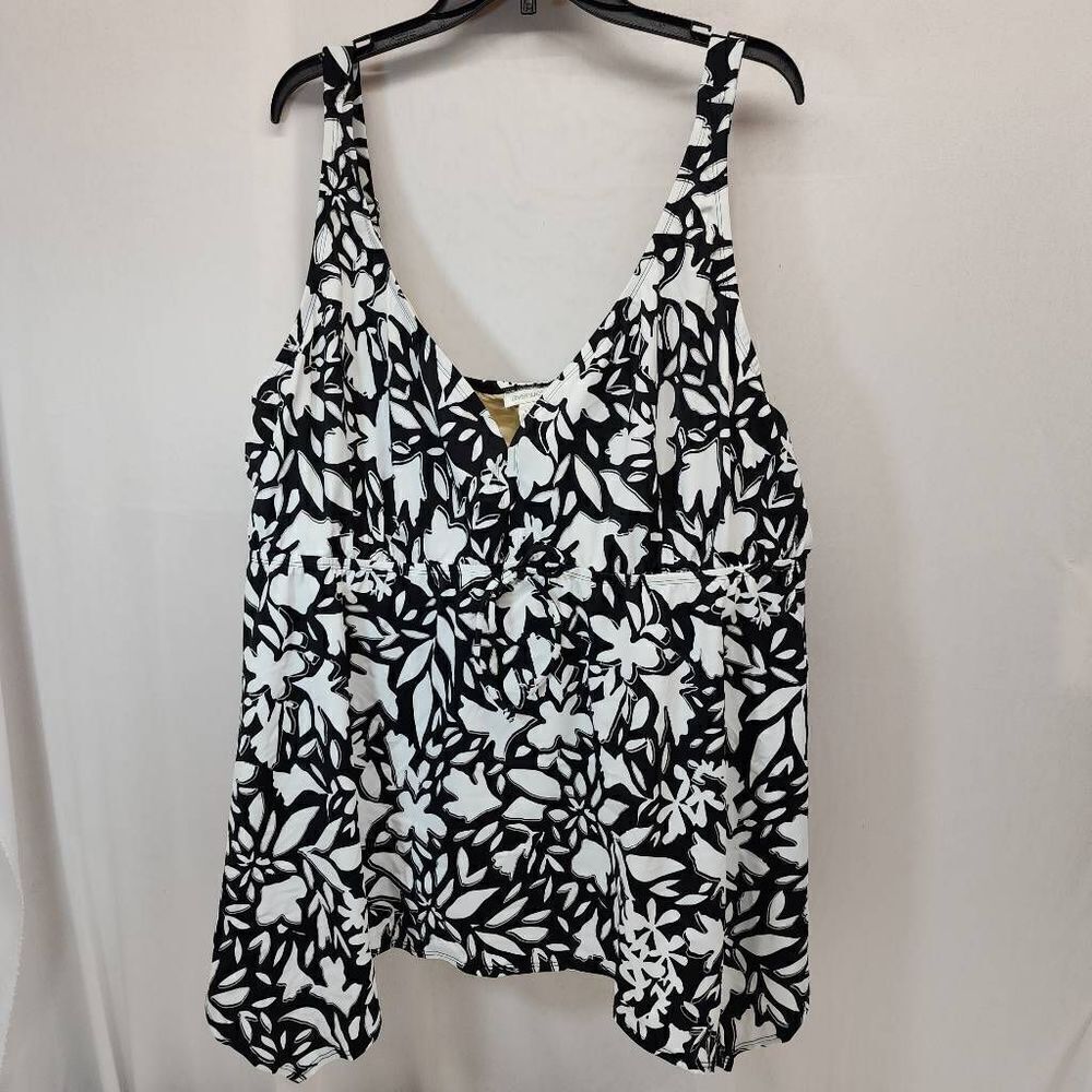 AVENUE Size 32 Plus Size Sharkbite Tankini Top New
